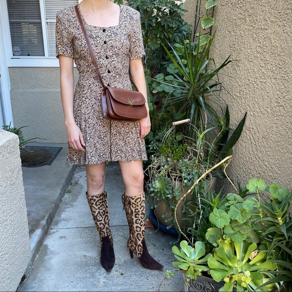 Vintage tan/brown Valentino Garavani leather boots - Picture 8 of 16